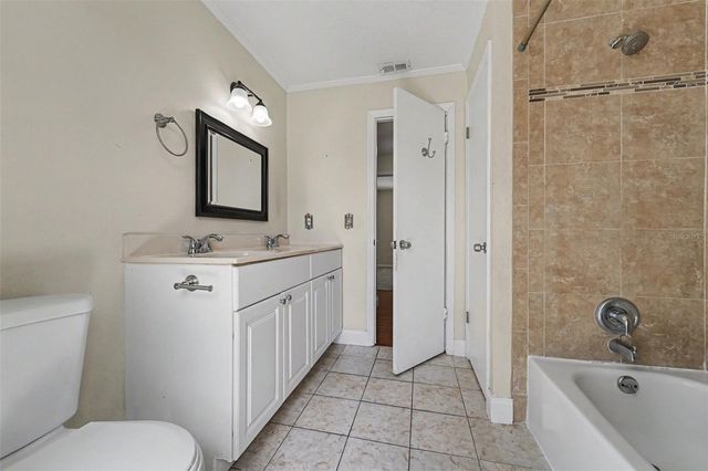 930 OAK FOREST DRIVE, Winter Springs, FL 32708