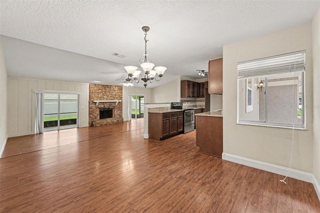930 OAK FOREST DRIVE, Winter Springs, FL 32708