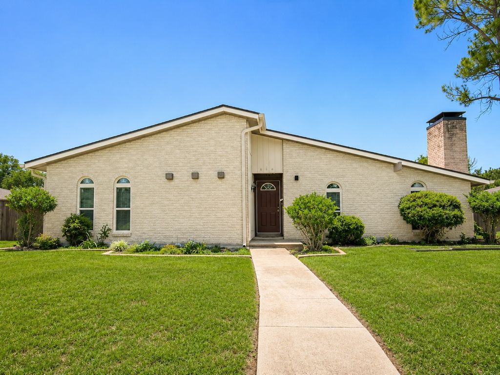 610 Apache Drive, Garland, TX 75043