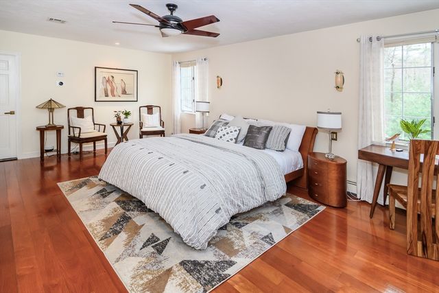 40 Grand Hill Dr, Dover, MA 02030