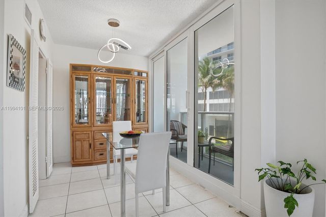 3505 S Ocean Drive 201, Hollywood, FL 33019