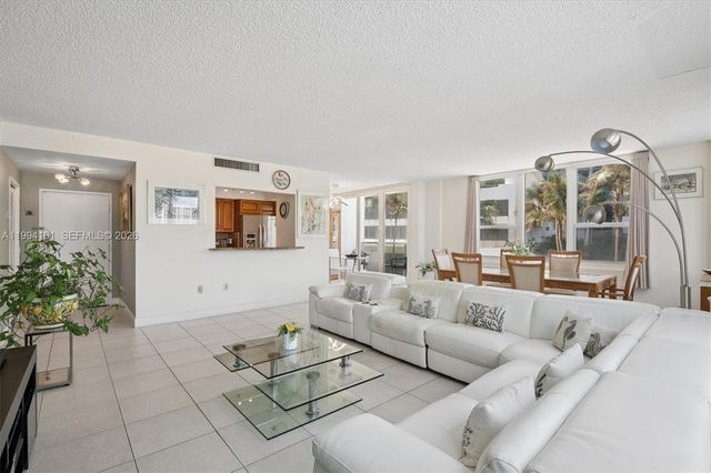 3505 S Ocean Drive 201, Hollywood, FL 33019