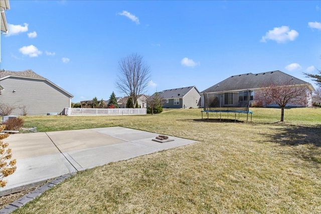 1711 Cloverview STREET, West Bend, WI 53095