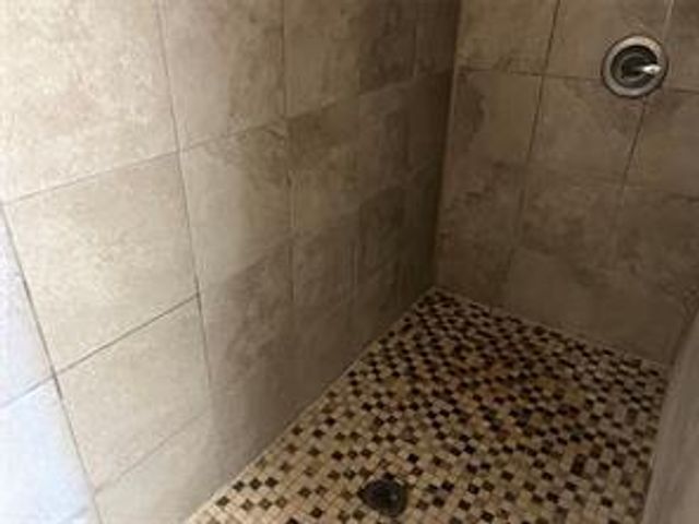 000 Mcelroy Road, New Ulm, TX 78950