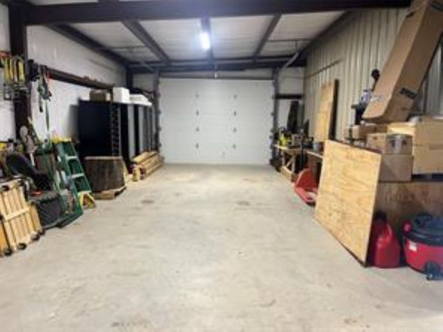 000 Mcelroy Road, New Ulm, TX 78950