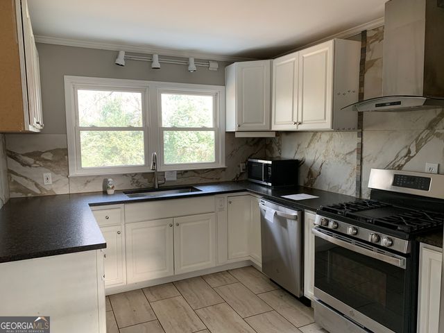 145 Glendale Drive, Hartwell, GA 30643