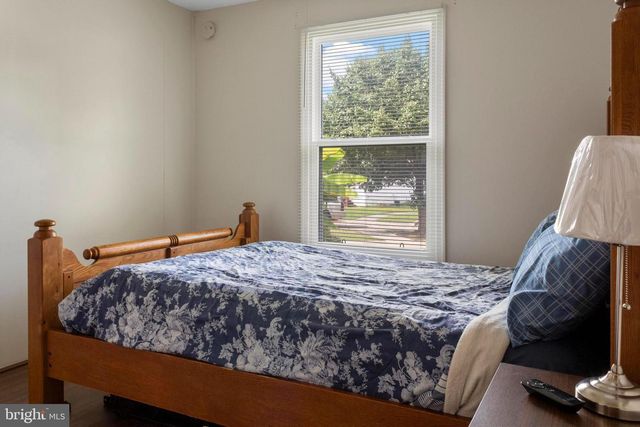 460 SARAH ANNE DRIVE, Lothian, MD 20711