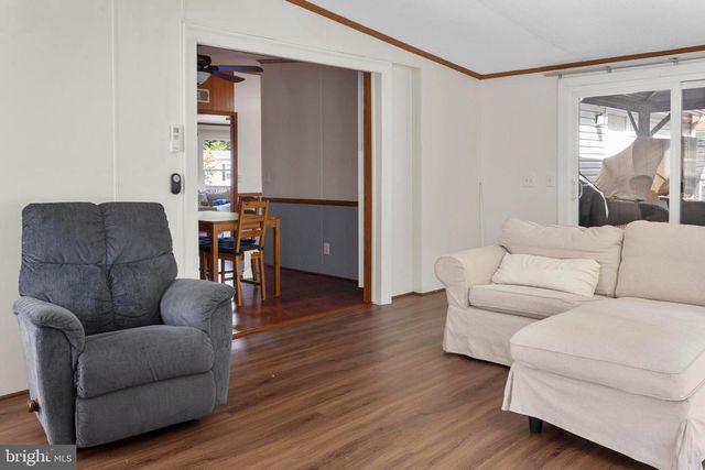 460 SARAH ANNE DRIVE, Lothian, MD 20711