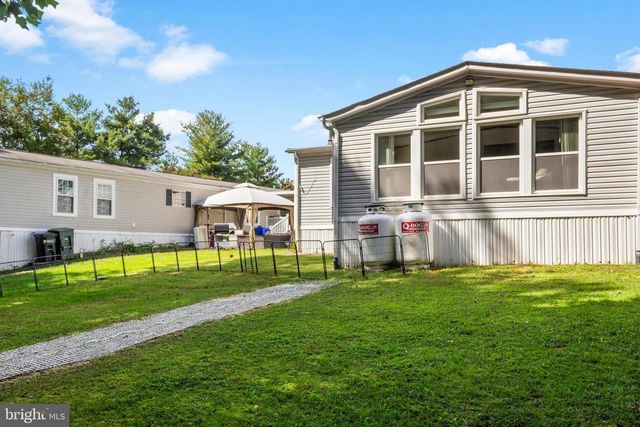 460 SARAH ANNE DRIVE, Lothian, MD 20711