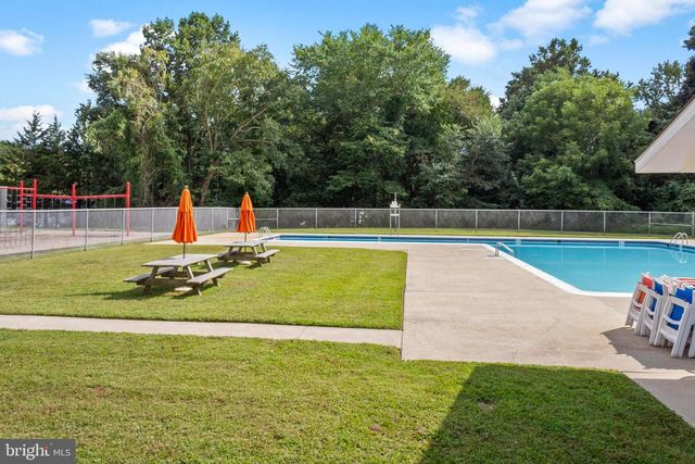 460 SARAH ANNE DRIVE, Lothian, MD 20711