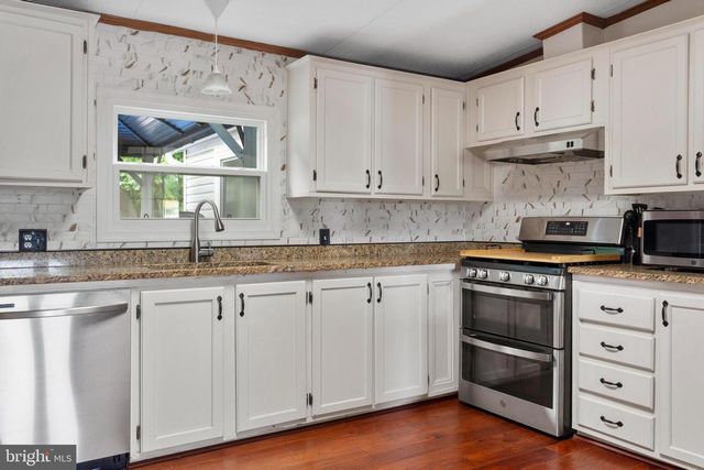 460 SARAH ANNE DRIVE, Lothian, MD 20711