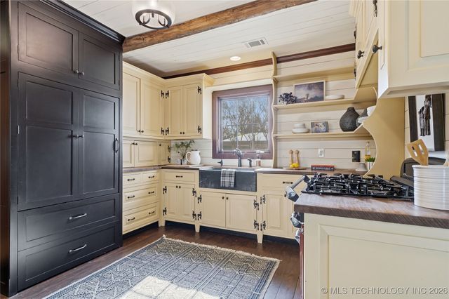 3106 S Gary Avenue, Tulsa, OK 74105