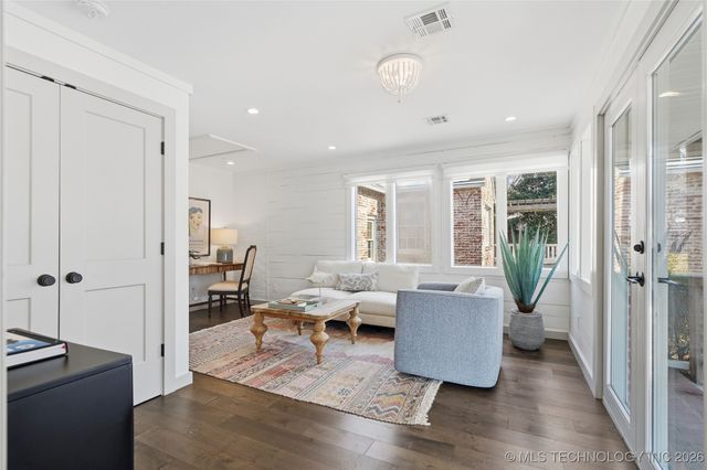 3106 S Gary Avenue, Tulsa, OK 74105