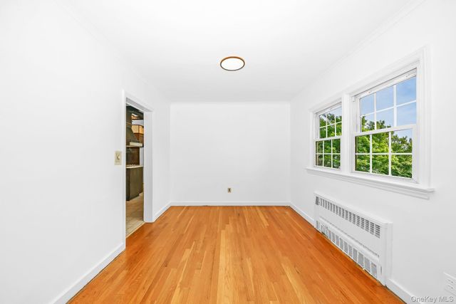 204 Center Street, Williston Park, NY 11596