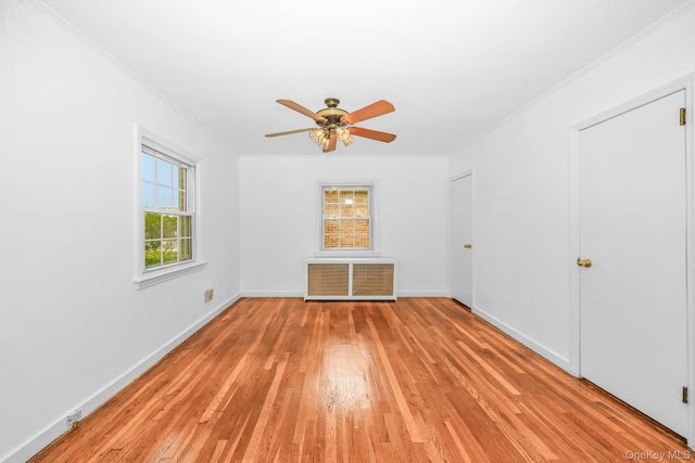 204 Center Street, Williston Park, NY 11596