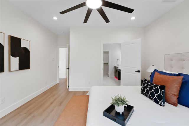 2312 Stoneman Street, Dallas, TX 75215