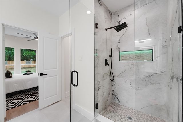 2312 Stoneman Street, Dallas, TX 75215