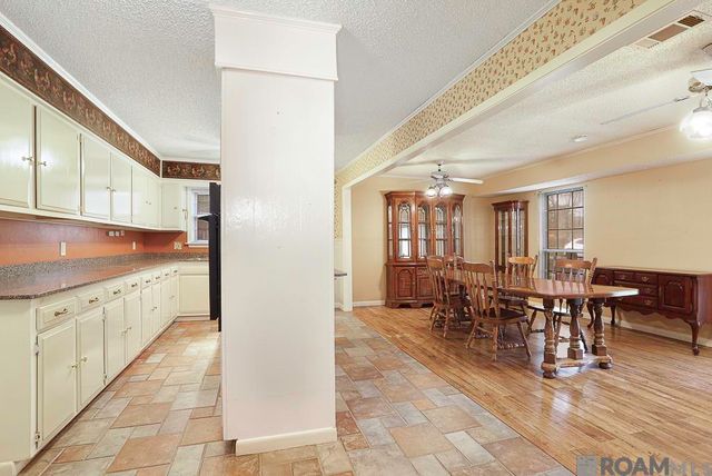 1526 June Dr, Denham Springs, LA 70726