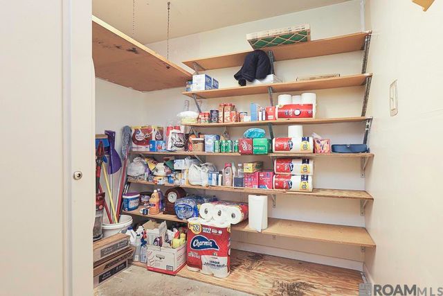 1526 June Dr, Denham Springs, LA 70726