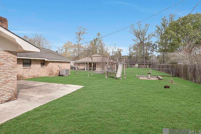 1526 June Dr, Denham Springs, LA 70726
