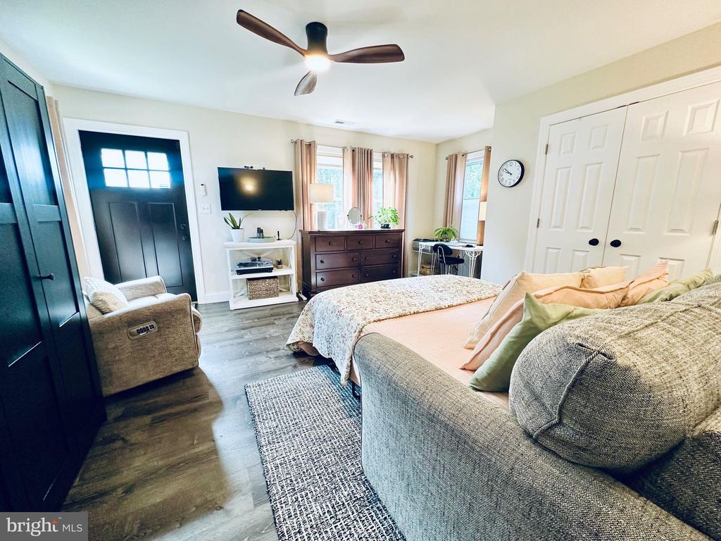 Image 15 of property listing at 607 GLENROCK RD, Pikesville, MD 21208