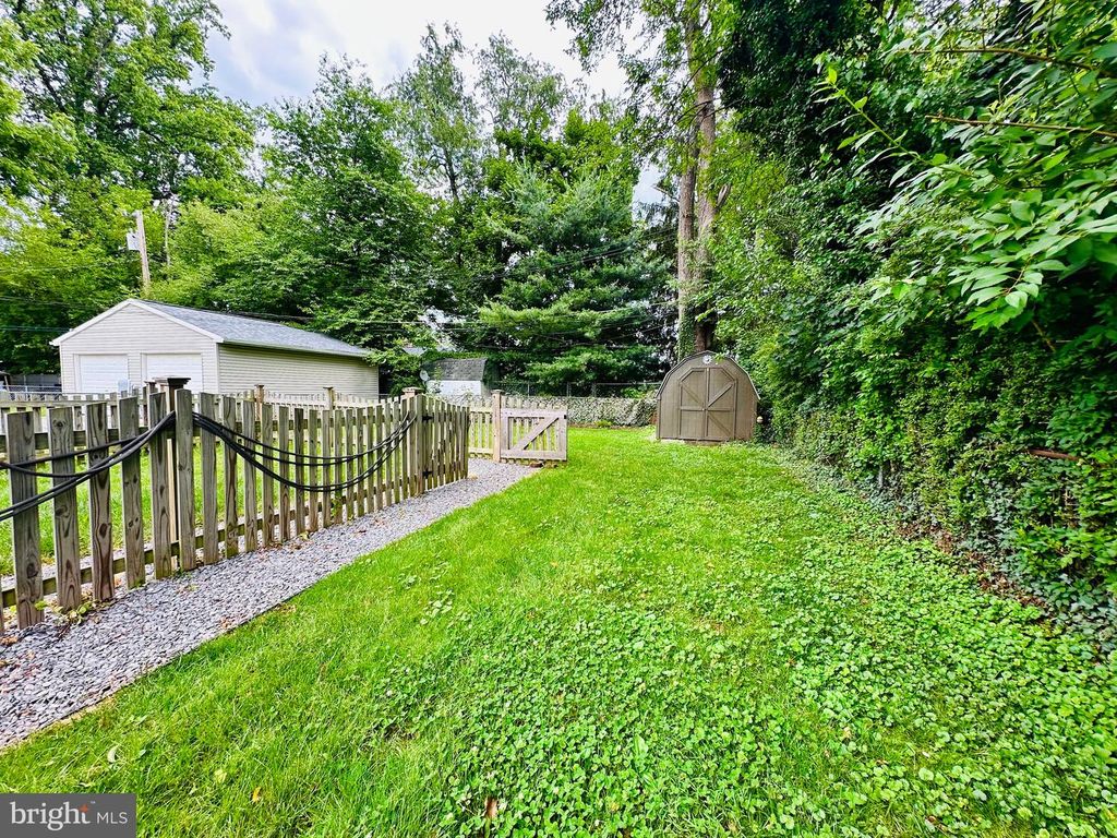 Image 32 of property listing at 607 GLENROCK RD, Pikesville, MD 21208