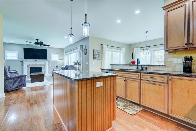 11 Rainbrooke Drive, Pittsford, NY 14534