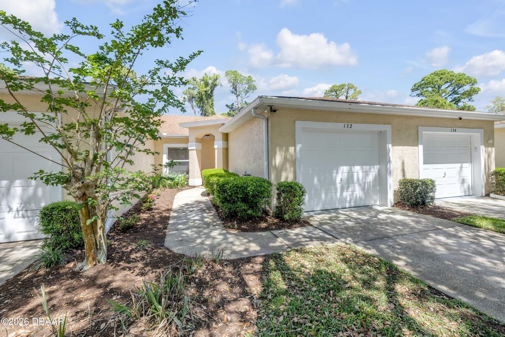 132 Turnbull Villas Circle, New Smyrna Beach, FL 32168