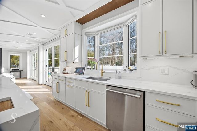 116 Cedar Lane, Closter, NJ 07624