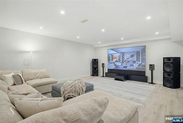 116 Cedar Lane, Closter, NJ 07624