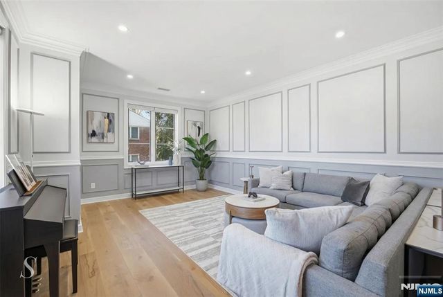 116 Cedar Lane, Closter, NJ 07624