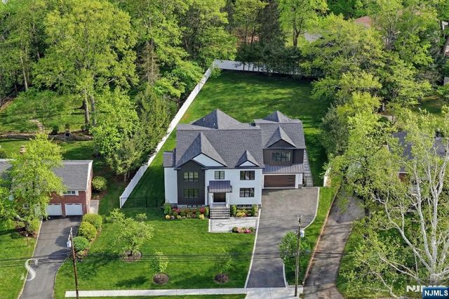 116 Cedar Lane, Closter, NJ 07624