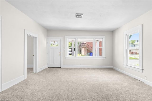 146 Pine ST, Suffolk, VA 23434