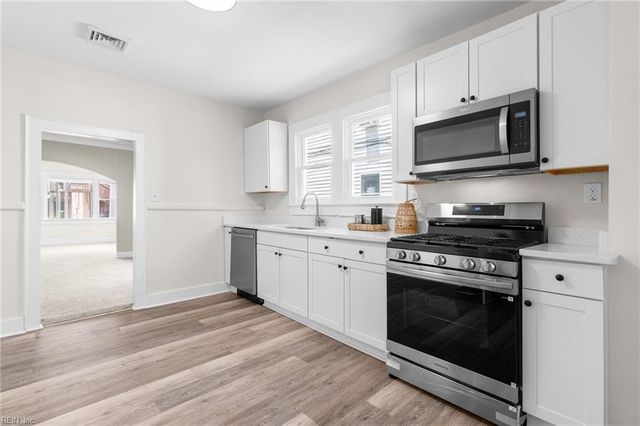146 Pine ST, Suffolk, VA 23434