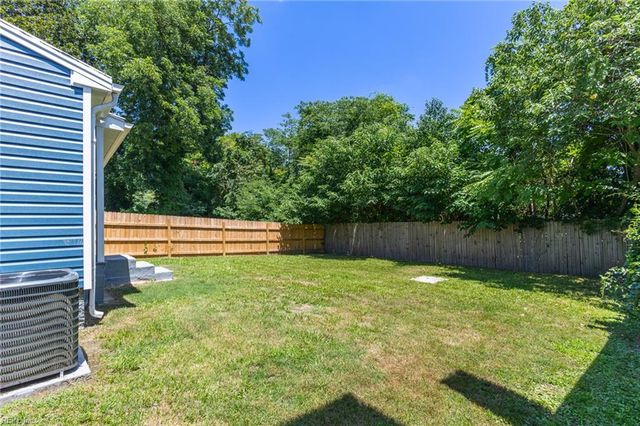 146 Pine ST, Suffolk, VA 23434