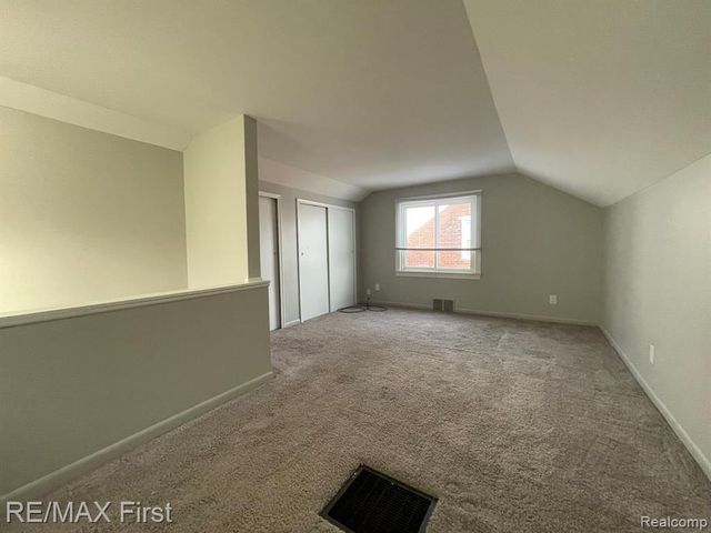 23113 Hayes Avenue, Eastpointe, MI 48021