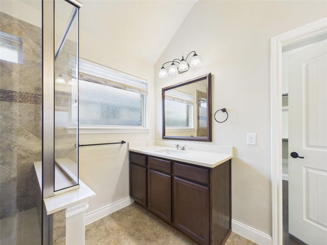 501 Kirkhill ST, Hutto, TX 78634