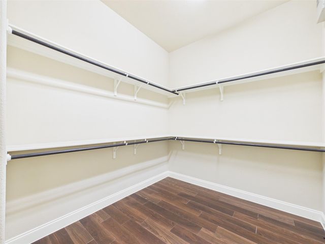 501 Kirkhill ST, Hutto, TX 78634