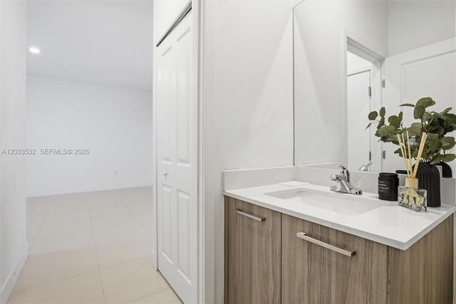 13642 SW 157th PL, Miami, FL 33196