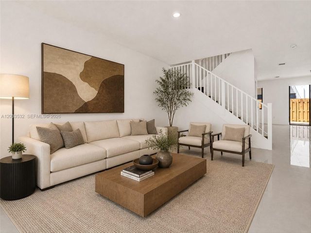13642 SW 157th PL, Miami, FL 33196