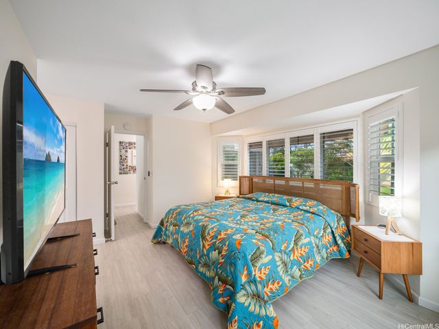 91-1011 Makahani Street, Kapolei, HI 96707