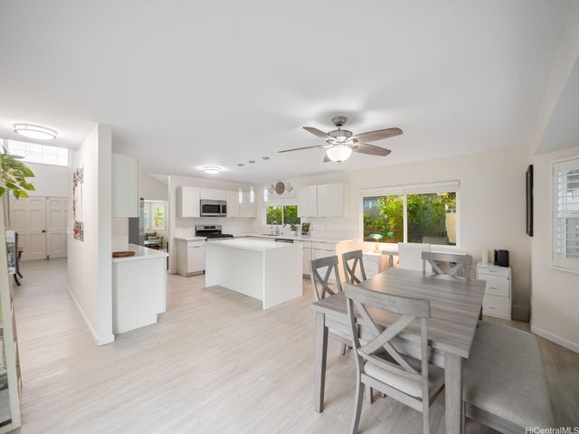 91-1011 Makahani Street, Kapolei, HI 96707
