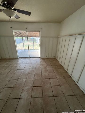 5351 La Cresenta, San Antonio, TX 78228