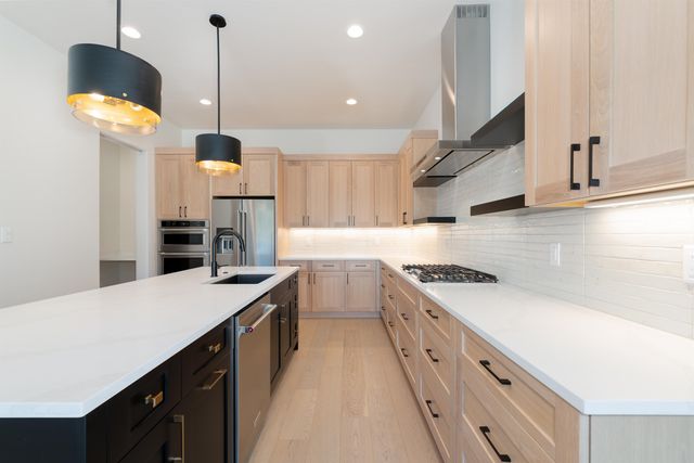 2324 LONETREE, Grand Junction, CO 81507