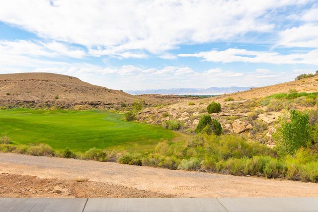 2324 LONETREE, Grand Junction, CO 81507