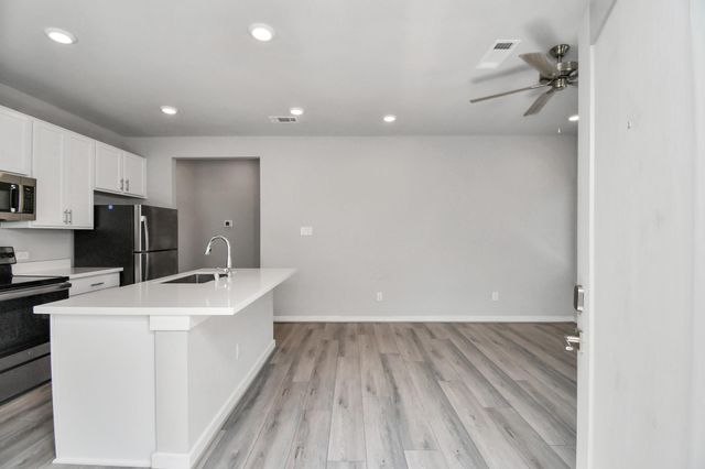 23823 Cumberland Ridge Drive 110, Houston, TX 77447