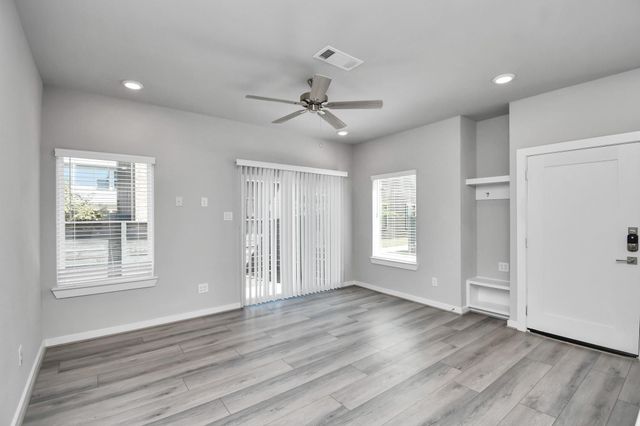 23823 Cumberland Ridge Drive 110, Houston, TX 77447