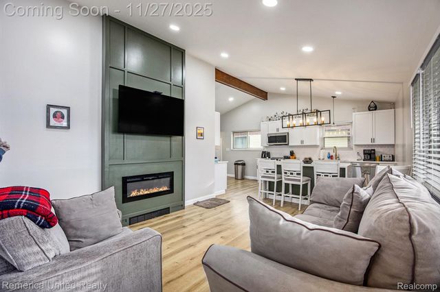 30504 Greater Mack Avenue, St. Clair Shores, MI 48082