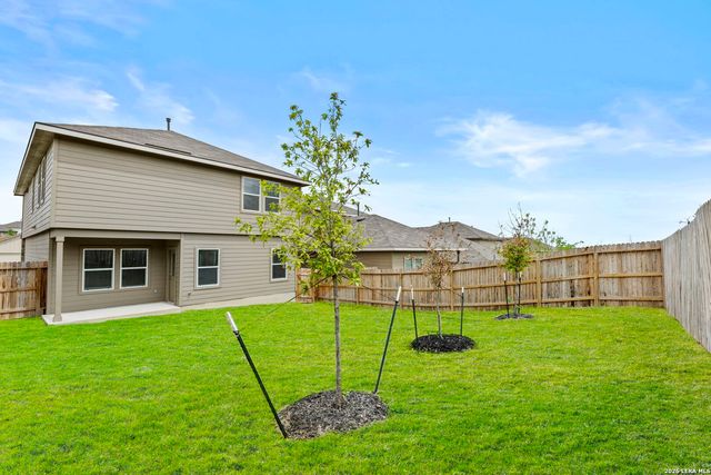 5863 Cosmic Crisp, San Antonio, TX 78252