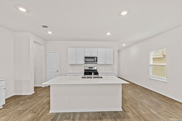 5863 Cosmic Crisp, San Antonio, TX 78252